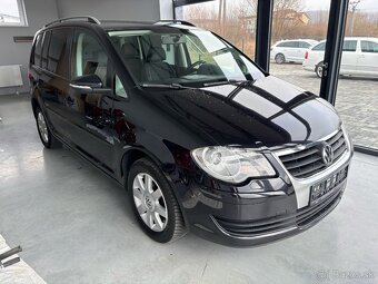 Volkswagen Touran 1.9 TDI Highline 2009 245000km - 4