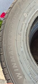 Predám zimne zatazove 215/75r16C 113/111 4ks. - 4