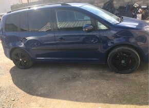 Volkswagen touran 2.0 desiel ( 7 miestne) - 4