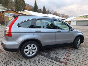 Honda CR-V 2.0 benzín 110kw ,4x4,A/T(Automat)kúpené v SR - 4