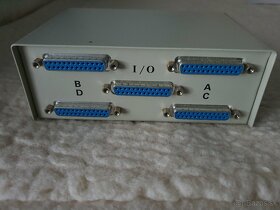 DB-25 štvorpolohový ručný prepínač (Data transfer switch) - 4