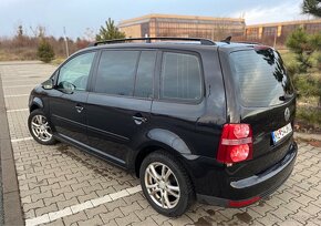 VW TOURAN 2.0tdi, r.v.2009 - 4