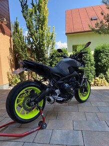 Yamaha mt-09 - 4