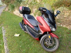 Honda Forza 125 - 4