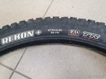 Plaste 27,5 x 2,5 MAXXIS ASSEGAI a REKON - 4