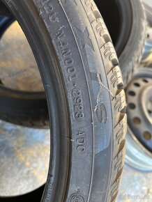 Predám Zimne gumy  Maxxis 225/40 r18 - 4