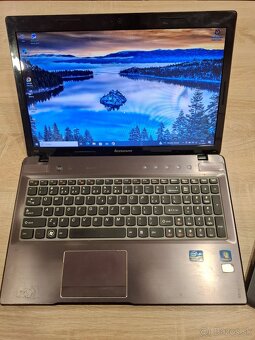 Lenovo IdeaPad Z570 - 4