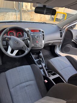 KIA ceed 2010 1.6 crdi - 4