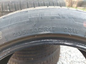 205/55/R17 letne pneu - 4