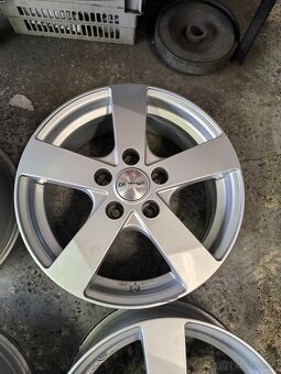 5x114.3 r16 - 4