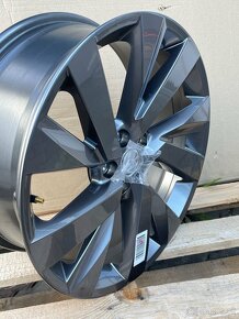 Originalne disky VW T-ROC T-cross 18 5x100 2gm601025b - 4