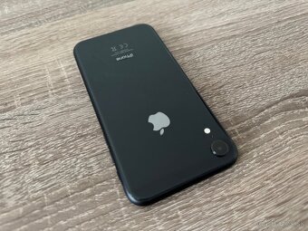 Apple iPhone XR 64 GB Black - 4