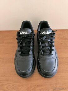 Adidas Hoops 3.0 39 1/3 - 4