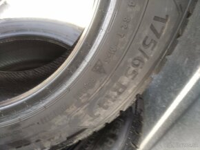 Predám 4ks zimné pneu.175/65R14 Barum dezen 5,9mm - 4