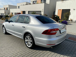 ŠKODA SUPERB 2 FACELIFT 2.0TDI 103kw COMMONRAIL DSG původ ČR - 4