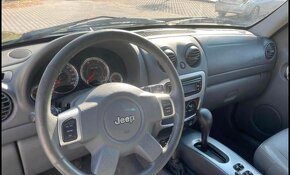 REZERVOVANÉ - Jeep Cherokee 2.8 CRD Limited - 4