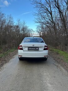 Škoda Octavia 1.6 TDI 115k Style - 4