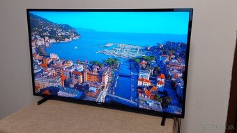 Philips 43" 4K UHD Smart TV (43PUS6504/12) - 4