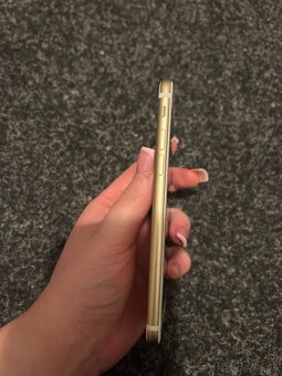 iPhone 7 128GB gold - 4