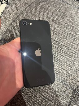 iPhone SE 2020 64gb - Nová batéria - 4