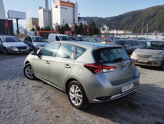 Toyota Auris 1.6 l Valvematic Active - 4