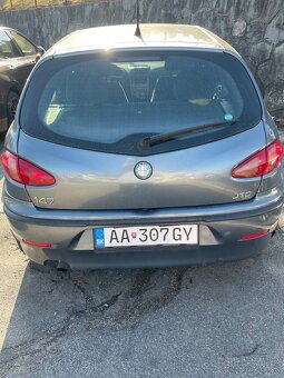 Alfa Romeo 147 - 4