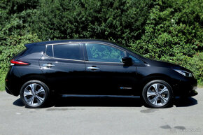 NISSAN Leaf 40kWh Visia FULL Vybava, LED Svetla, BOSE Sound - 4