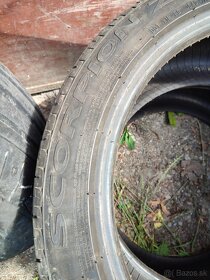 235/45R19 Pirelli Scorpion Zero - 4