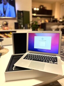 MacBook Air  2017 - 4