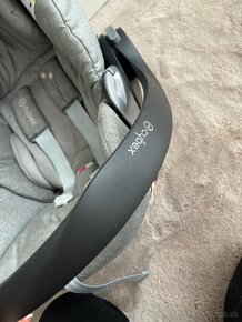 Vajičko a isofix základňa Cybex limitka Koi - 4