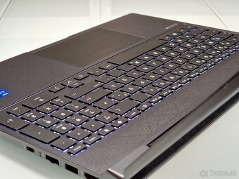 Herný notebook HP VICTUS | i5-12500H | RTX 4060 8 | 40GB RAM - 4