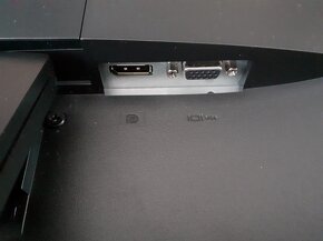 22" LED monitor Dell E2216 VGA HDMI DP FullHD - 4