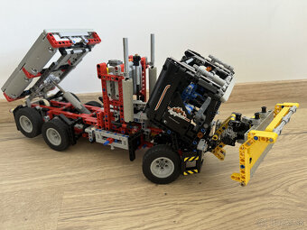 Lego Technic 9397 Logging Truck - 4