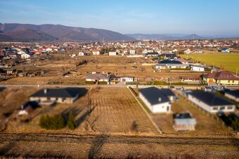 Ponúkame na predaj stavebný pozemok v obci Belá nad Cirochou - 4