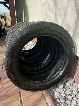 Predám nové pneu 225/50 R17 98V XL Barum Bravuris5HM DOT0422 - 4