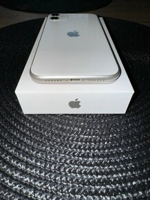 iPhone 11 64GB - 4