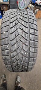 235/55 r18  good year ultra grip. - 4