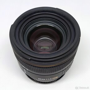 Sigma 30mm F1.4 EX DC Sony A-mount APS-C(Emount cez adapter) - 4