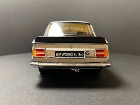 BMW 2002 Turbo Kyosho 1:18 - 4