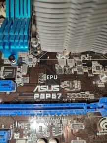 Asus P8P67 - 4