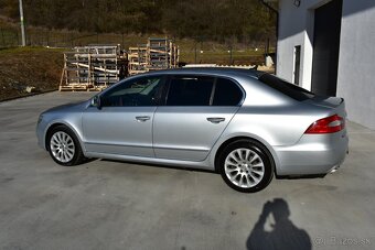 Škoda Superb 2.0 TDI CR 140k Elegance SR nájazd 188tis km - 4