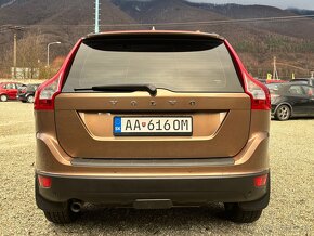 Volvo XC60 D5 AWD Summum Geartronic 150 000km - 4