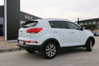 KIA SPORTAGE 2,0 CRDi AWD Platinum 1.majitel Slovak - 4