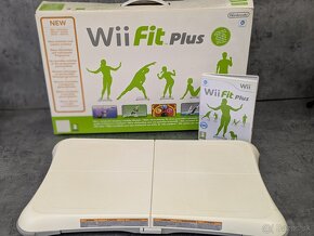 Nintendo Wii Mini, ovládač, Big Family Games a Cooking mama - 4