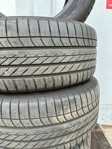 Predám Good Year EAGLE F1 255/55 R18 RunFlat - 4