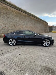 Predám AUDI A5 3.0 TDI - 4