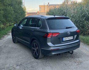 VW Tiguan 2.0 TDi Highline - 4