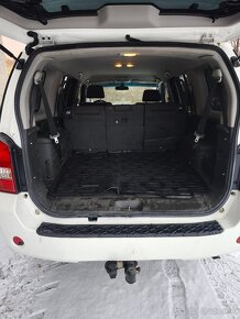 Nissan Pathfinder - 4