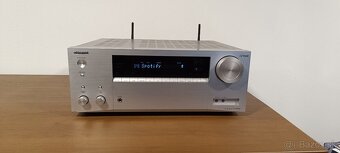 Predám strieborný 7.2 AV receiver Onkyo TX-NR 555 - 4