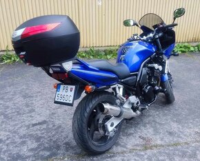 Yamaha Fazer FZS 600 - 4